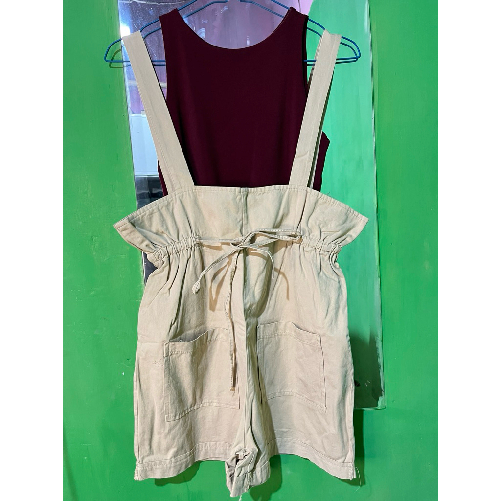 jumpsuit