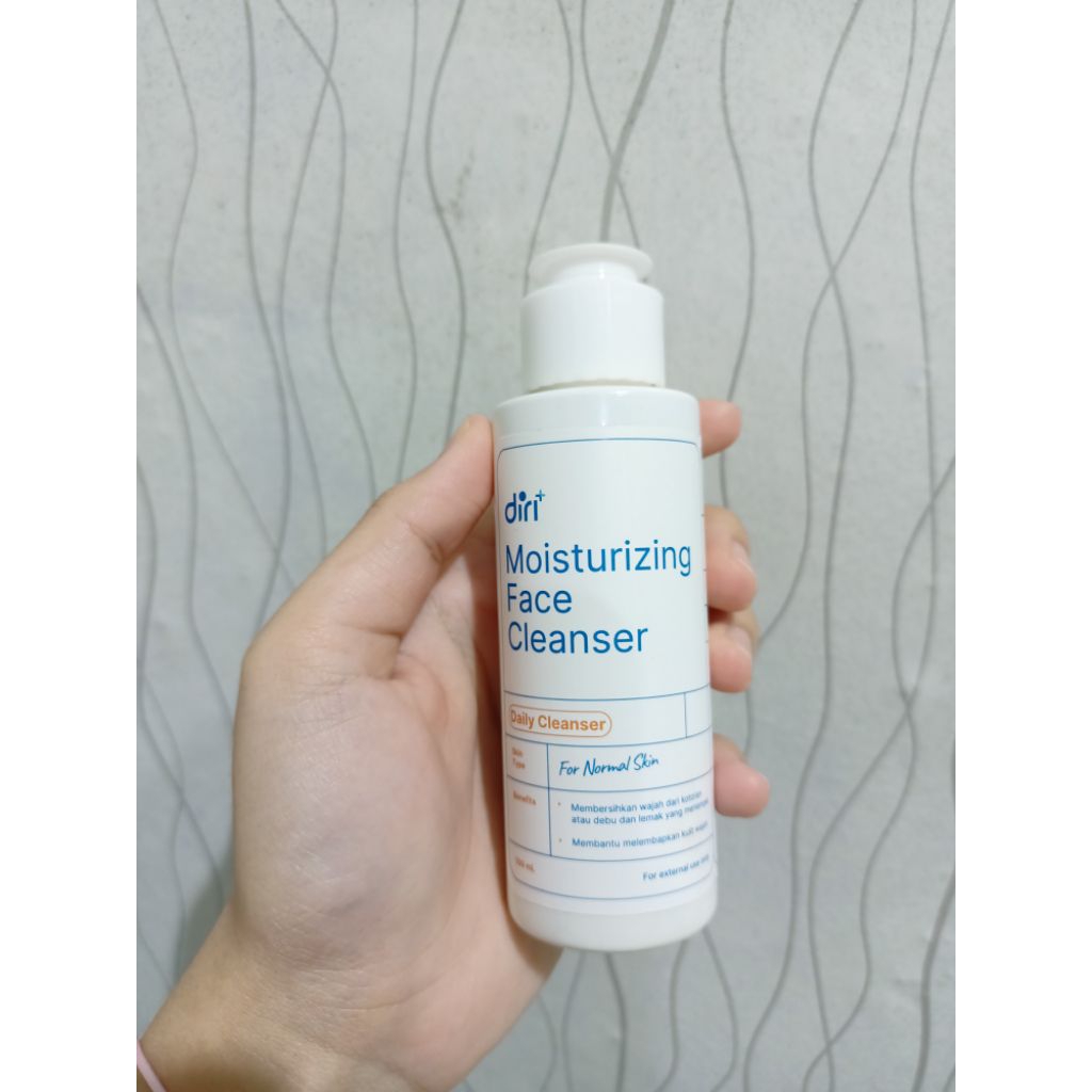 DIRI CARE - MOISTURIZING FACE CLEANSER