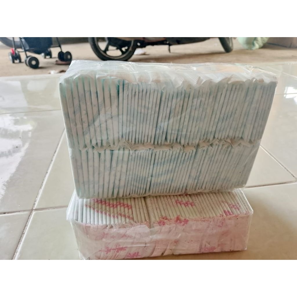 PANTYLINERREPACKISI100PCSMURAH