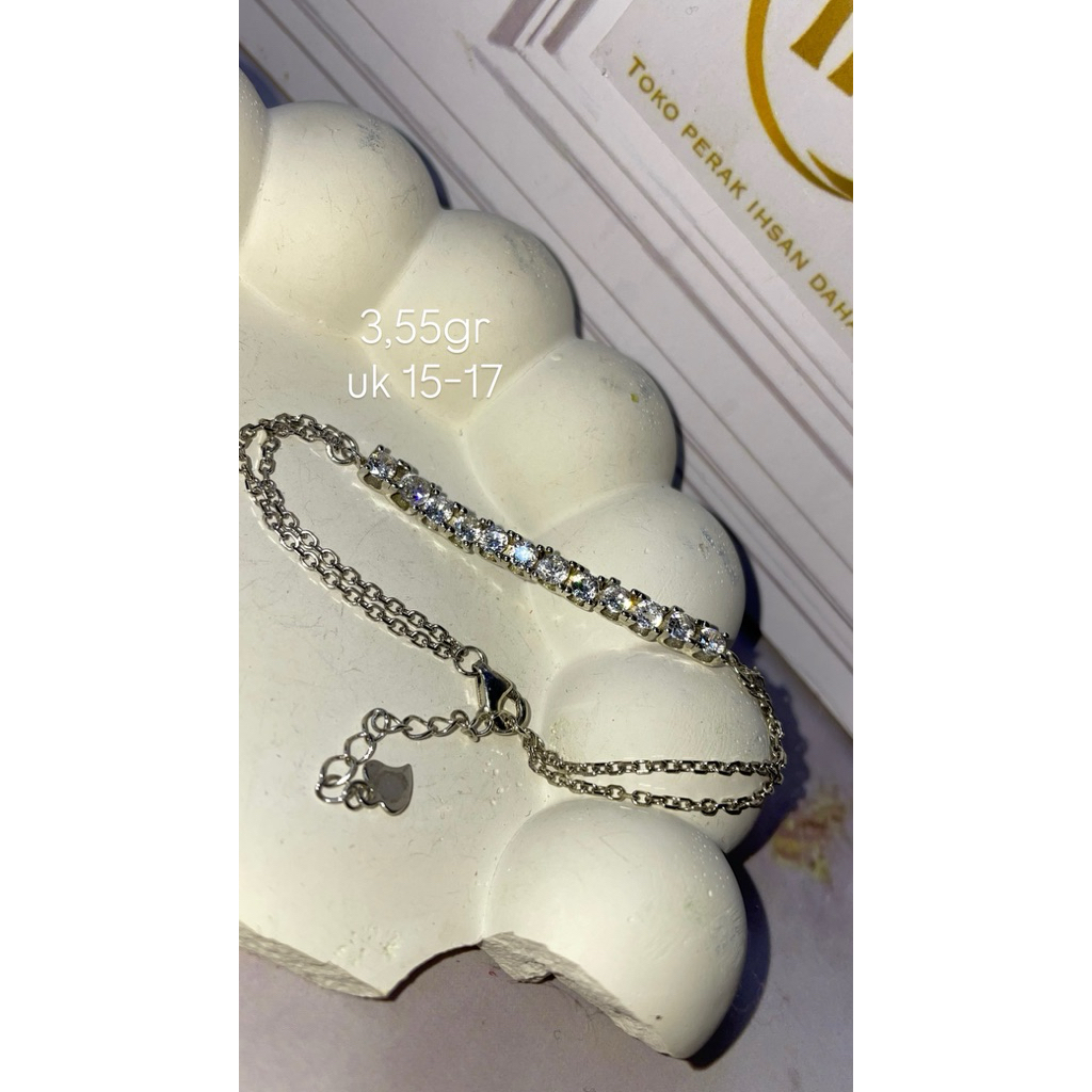 gelang permata baris