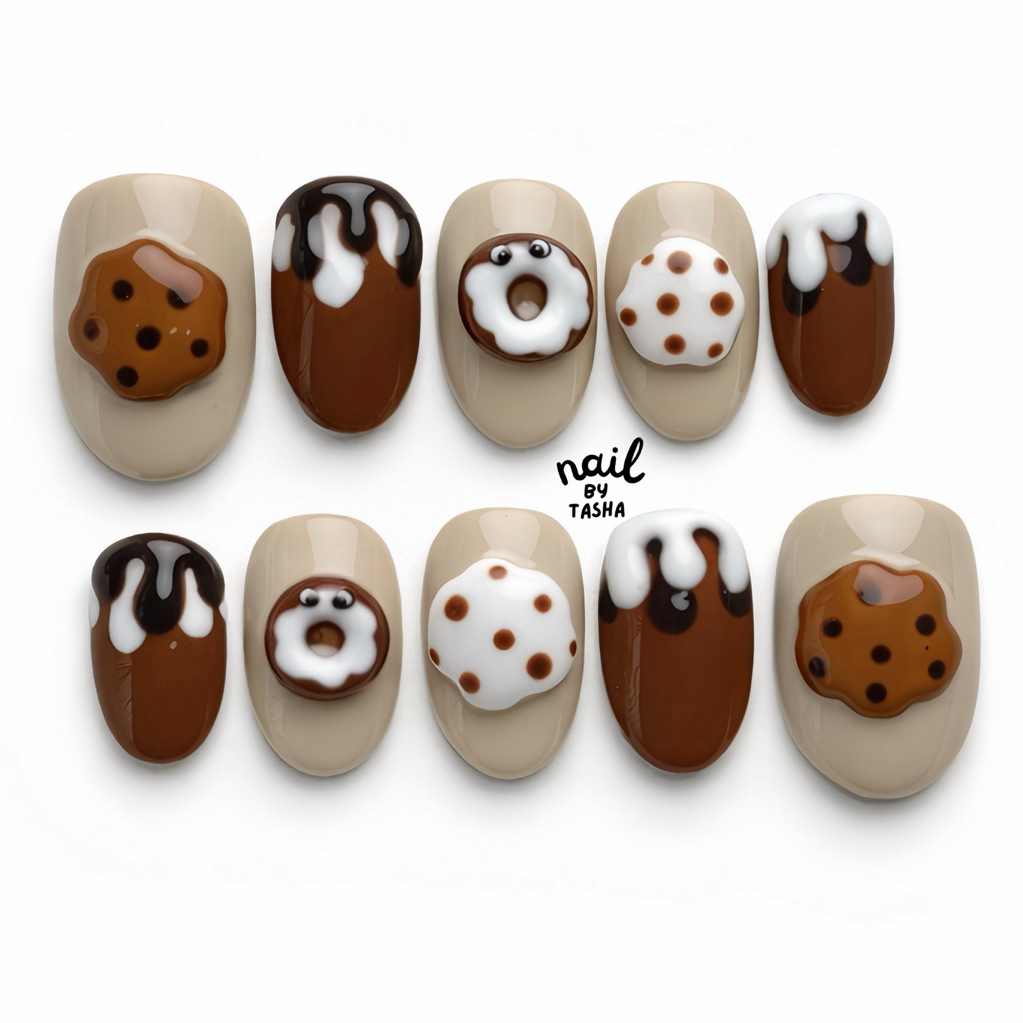 cookie nails / press on nails / custom fake nails
