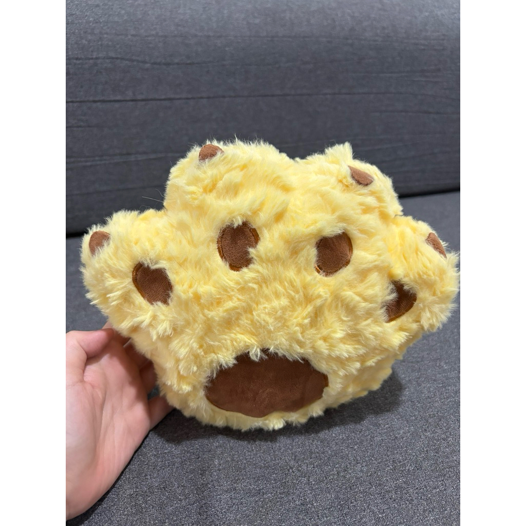 Boneka Paw