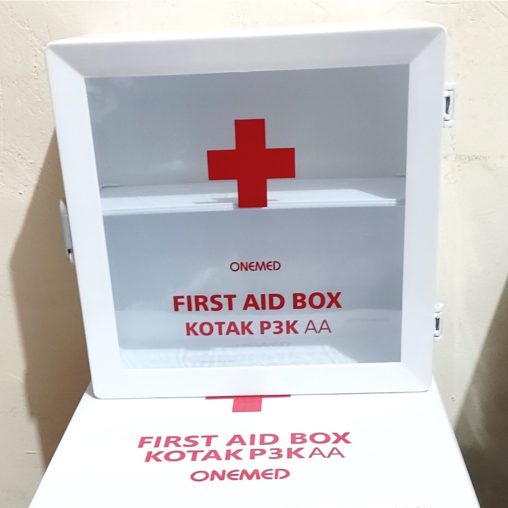 Kotak P3K Dinding AA | First Aid Box