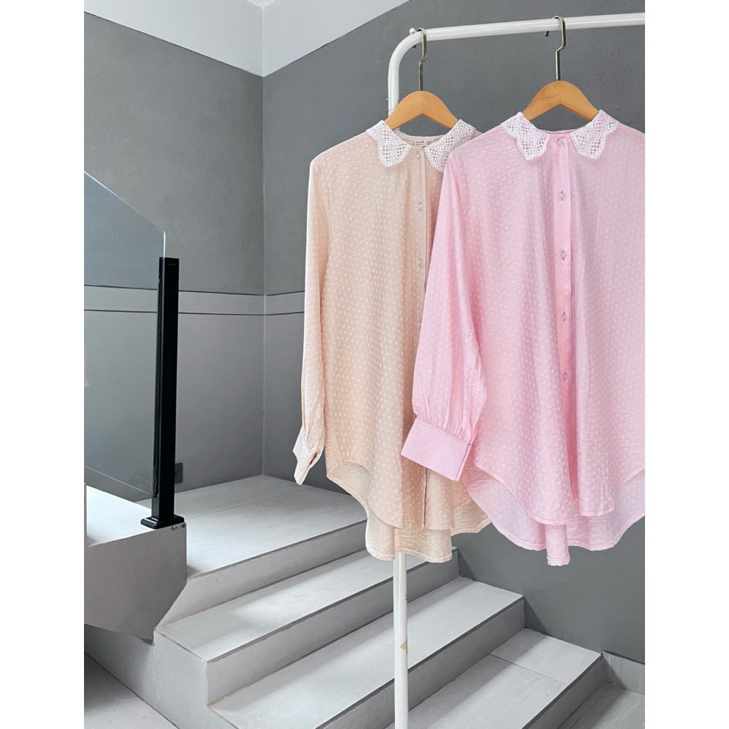 blouse katun kerah renda