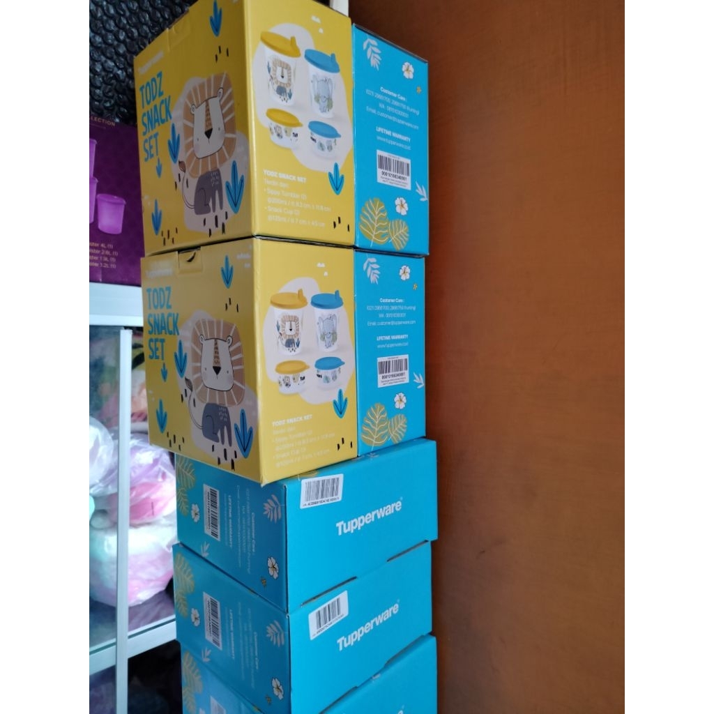 PROMO!!! todz snack set Tupperware