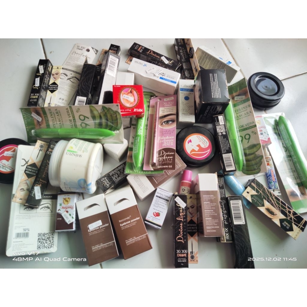 KOSMETIK EXPIRED ( KIRIM RANDOM)