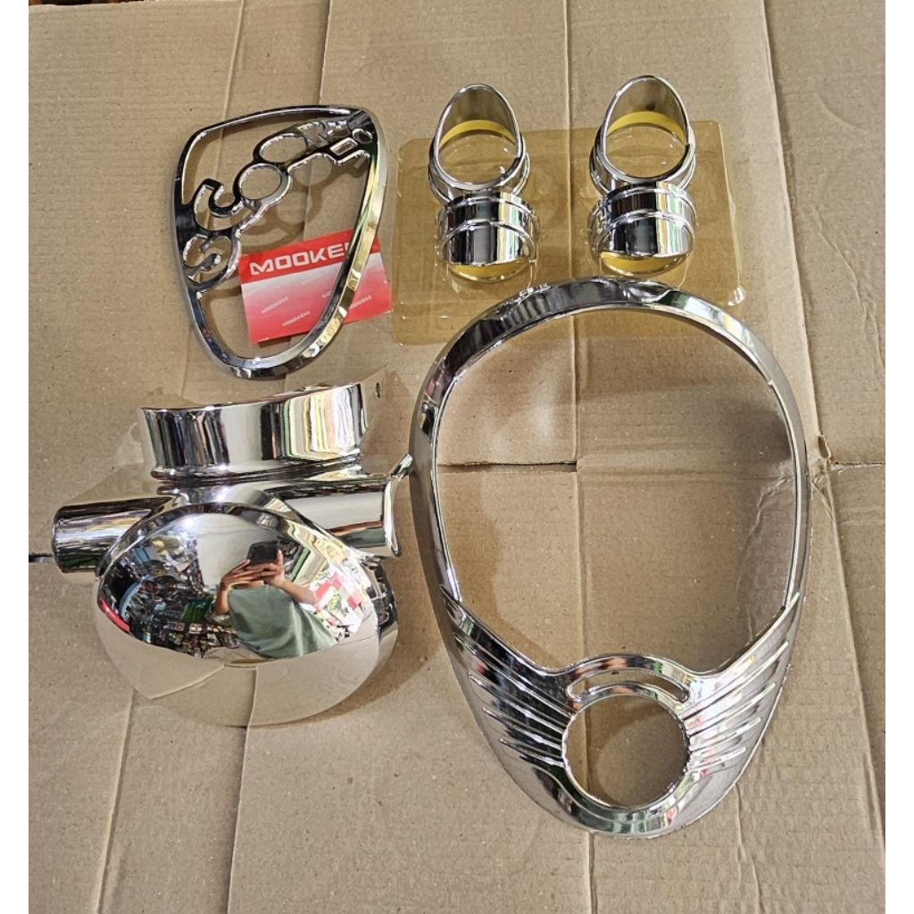 Garnis set honda scoopy karbu