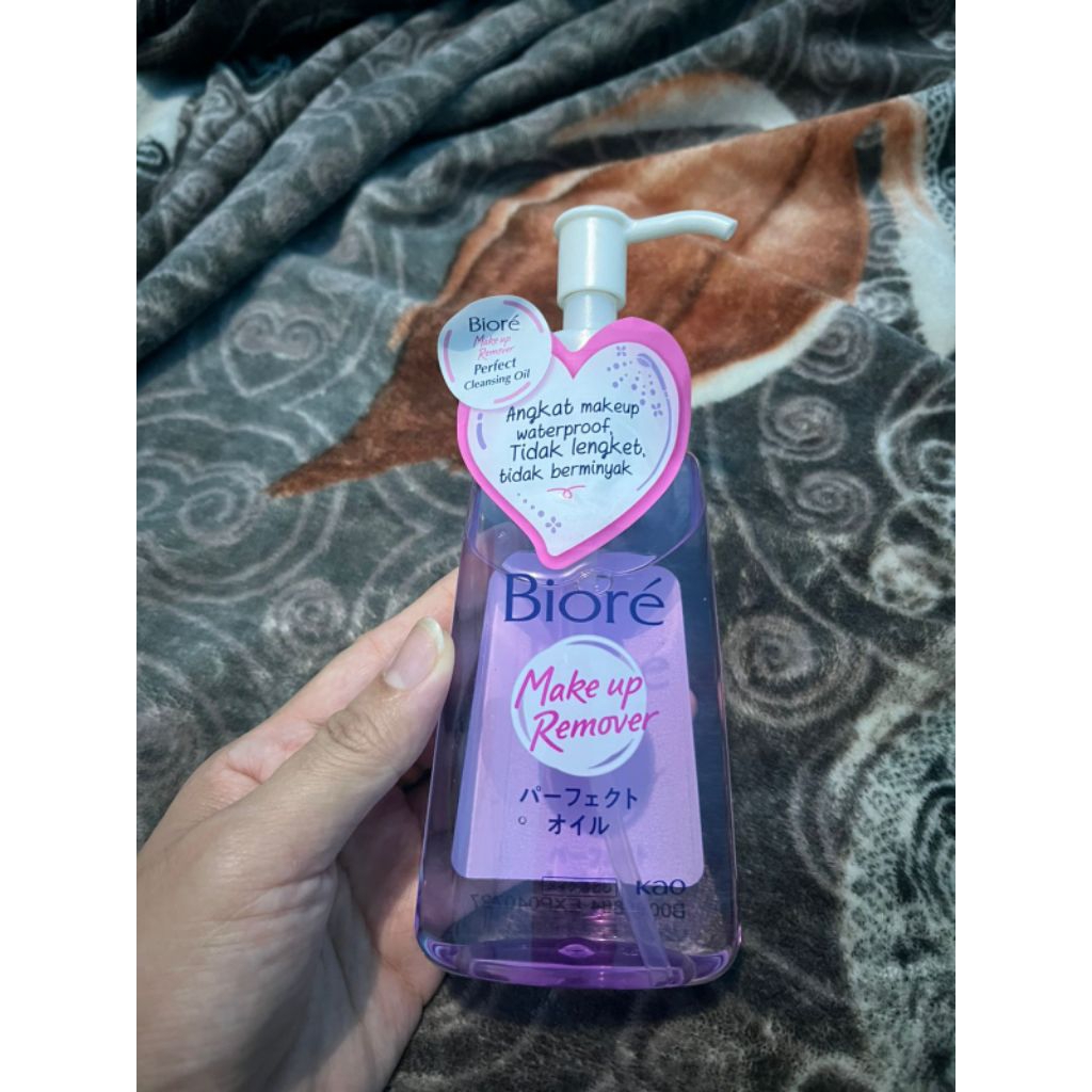 Biore