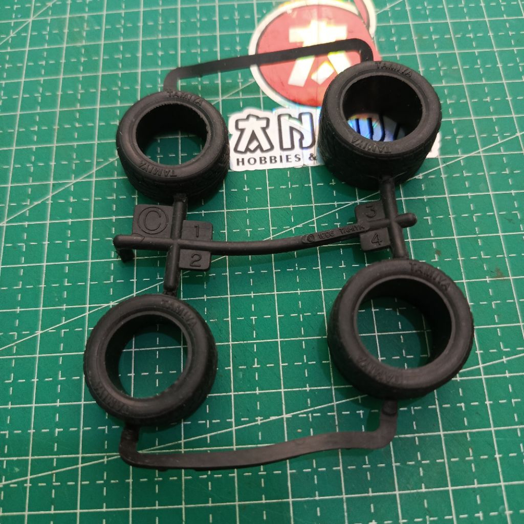 BAN SOFT SMALL ULIR TAMIYA ORIGINAL