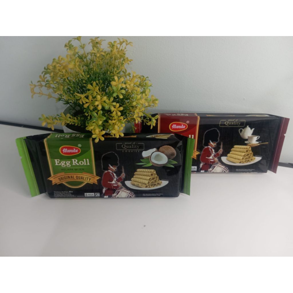 Nissin Egg Roll
