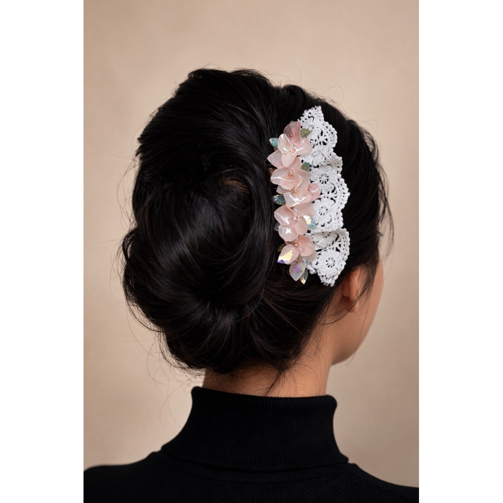 SOFT PINK HAIRCOMB
