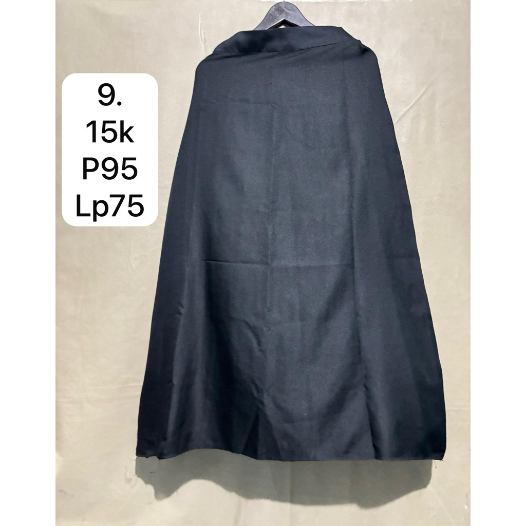 rok hitam polos