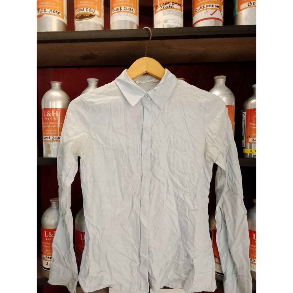kemeja garis halus PL preloved