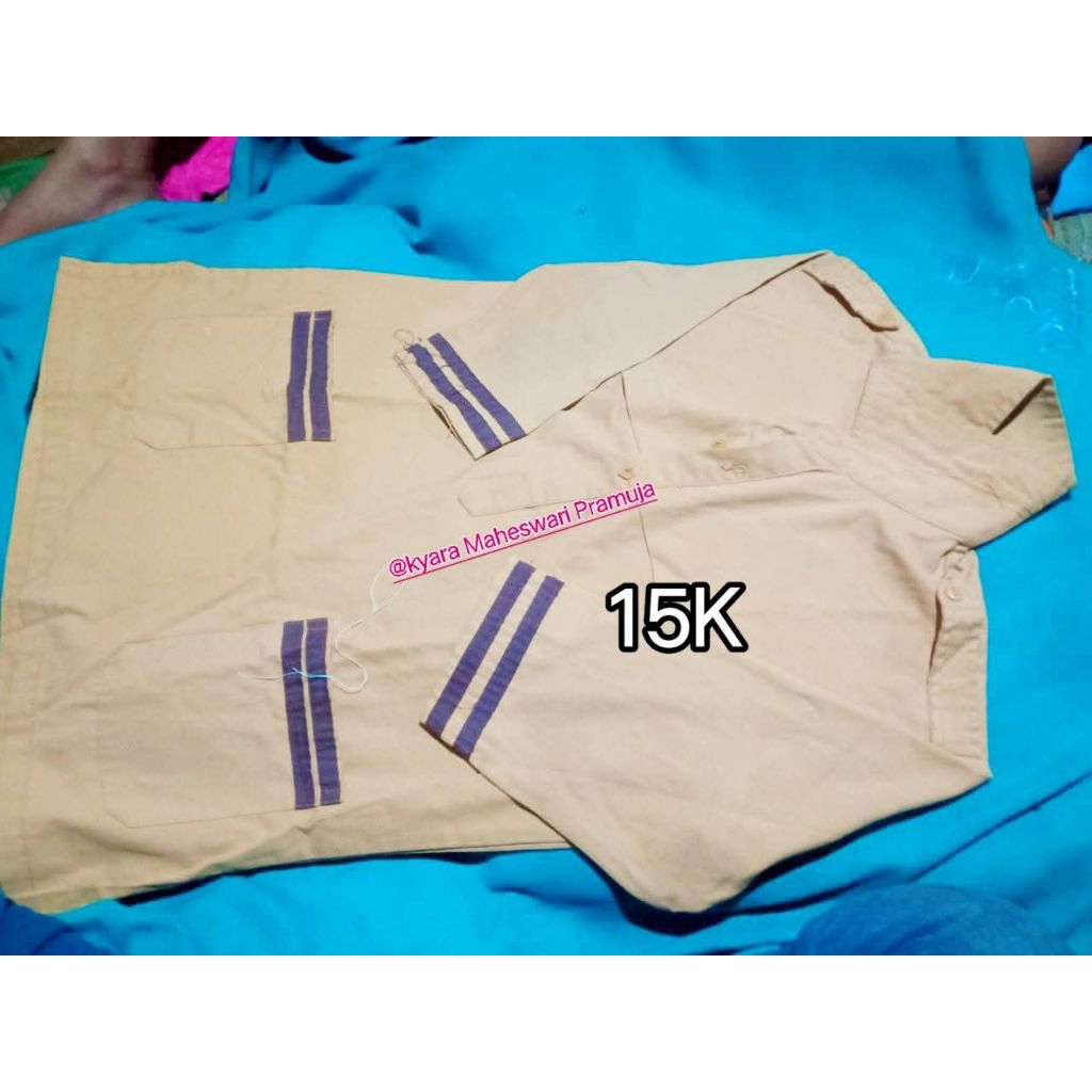 seragam sekolah