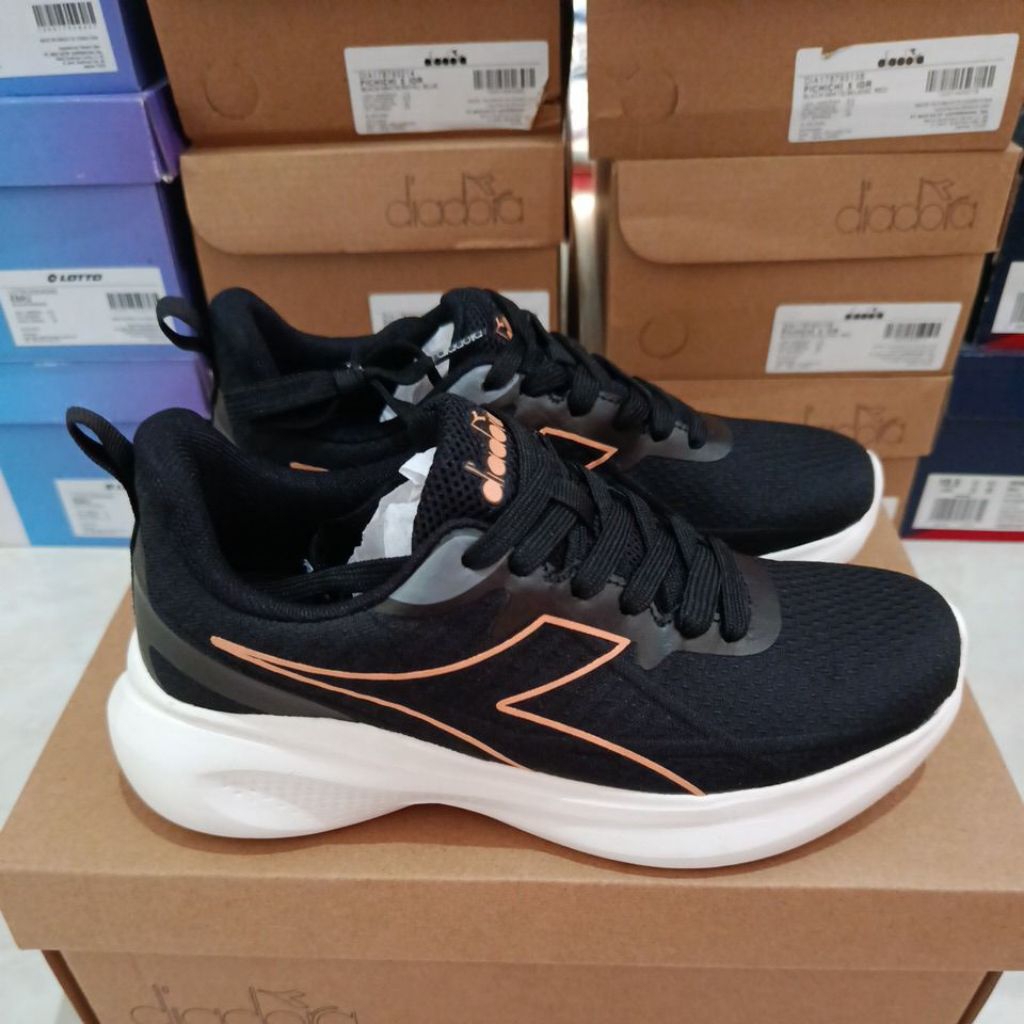 diadora matron 36