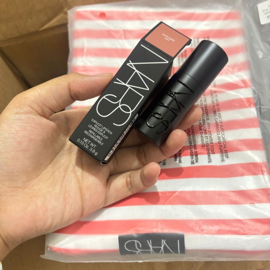 NEW FULLSIZE NARS Explicit Lipstick - Shade 800 Exposed