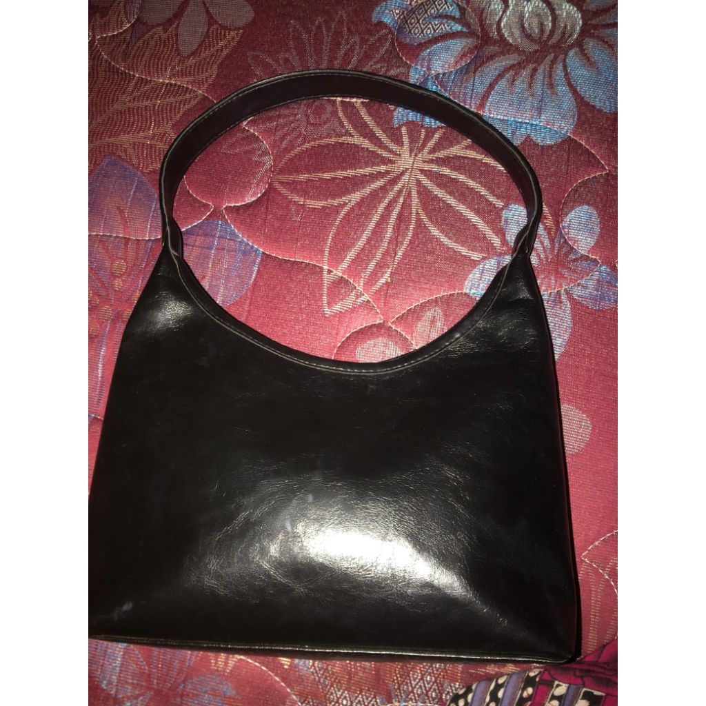 soulder bag hitam