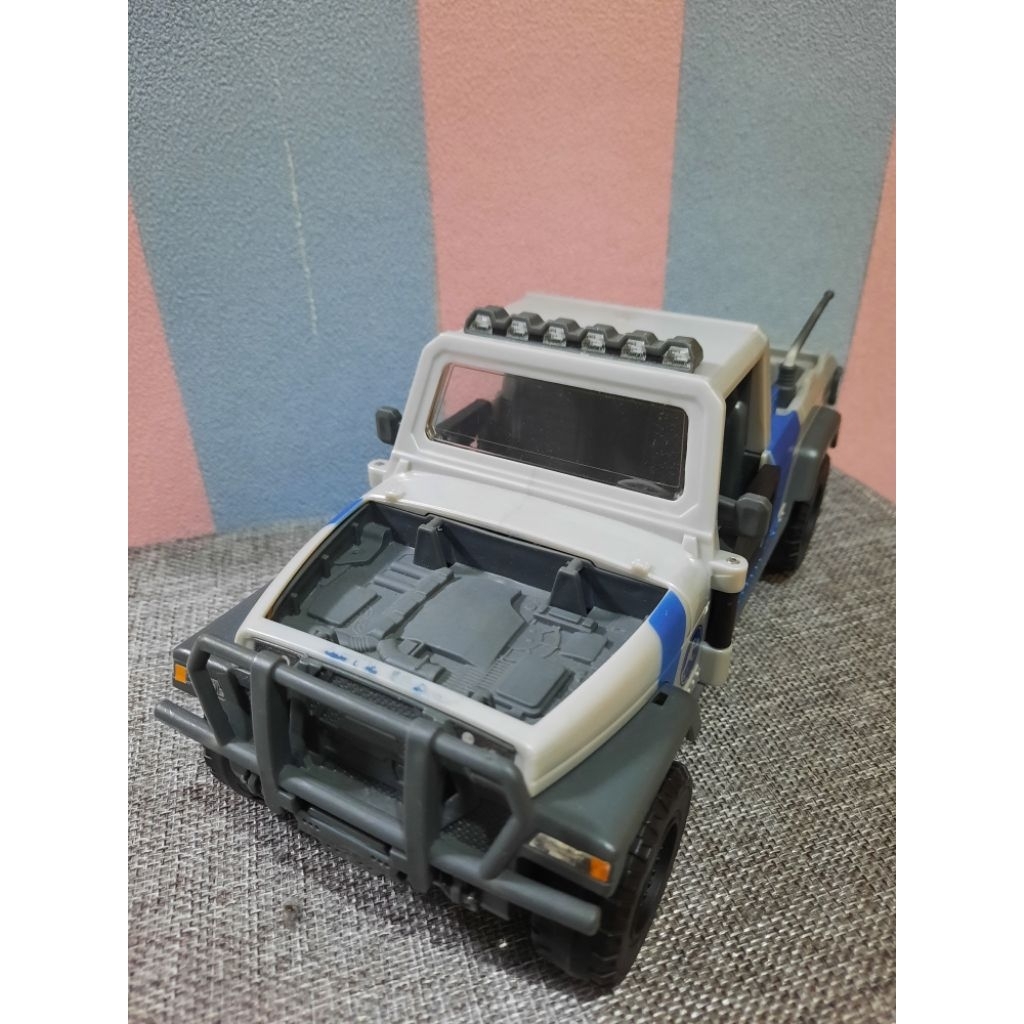 Preloved Mobil Jurassic World