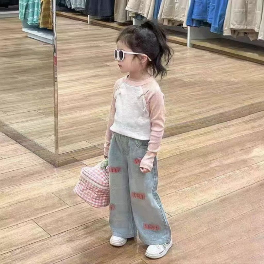 SETELAN ANAK KECE MANTUL