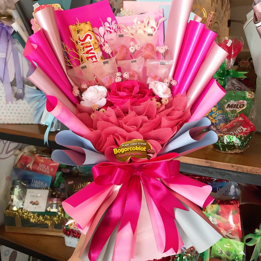 Buket Valentine Berry Silverqueen