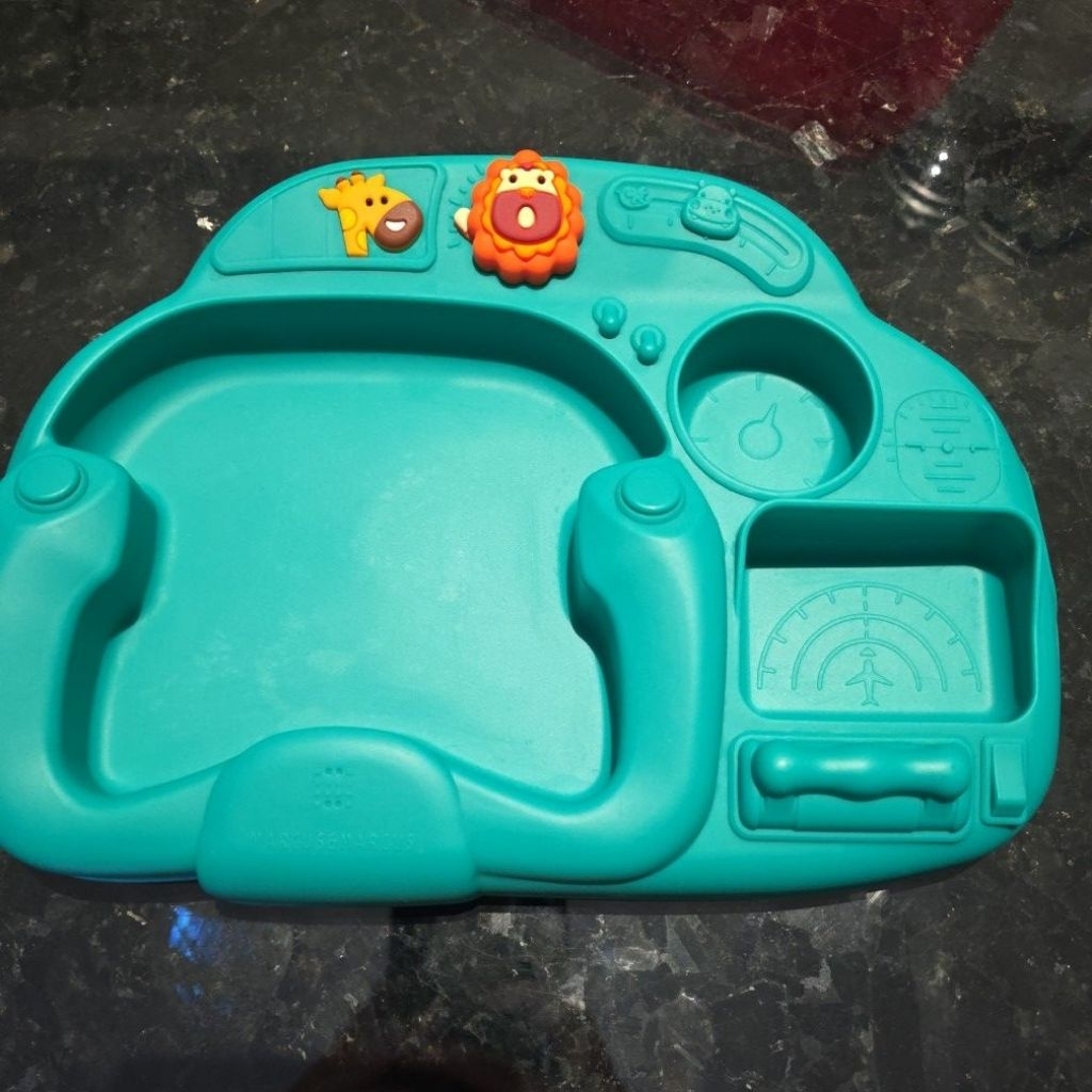 Preloved Marcus&marcus tempat makan mpasi
