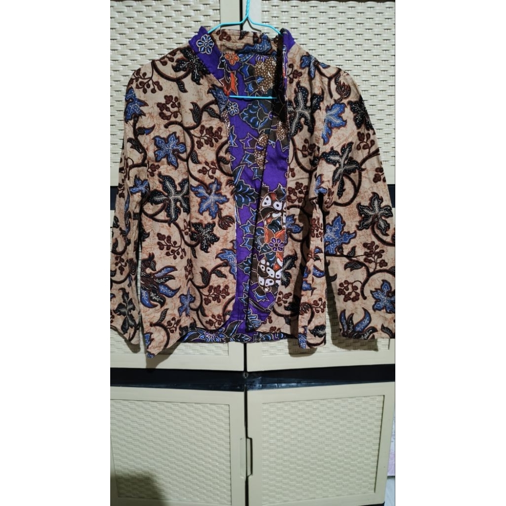 Preloved Outer batik bolak balik