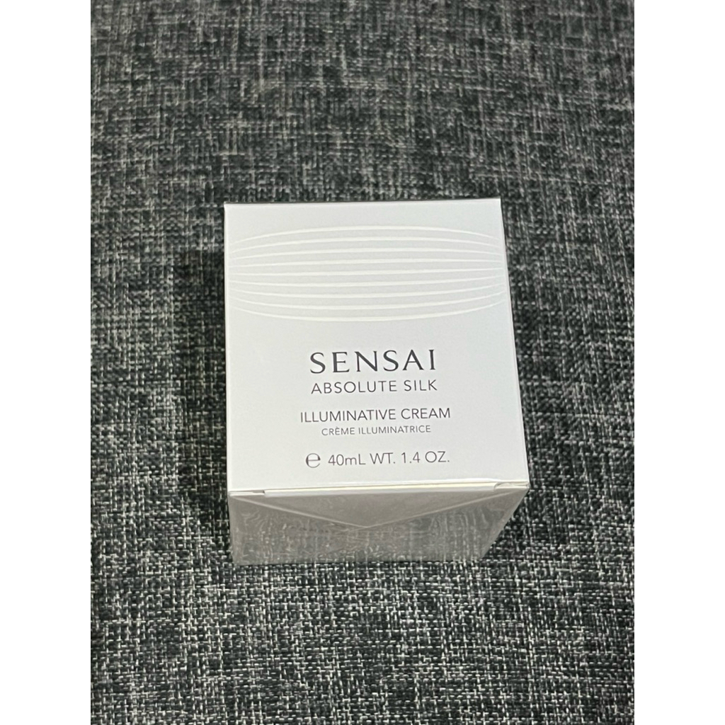 SENSAI ABSOLUTE SILK - ILLUMINATIVE CREAM