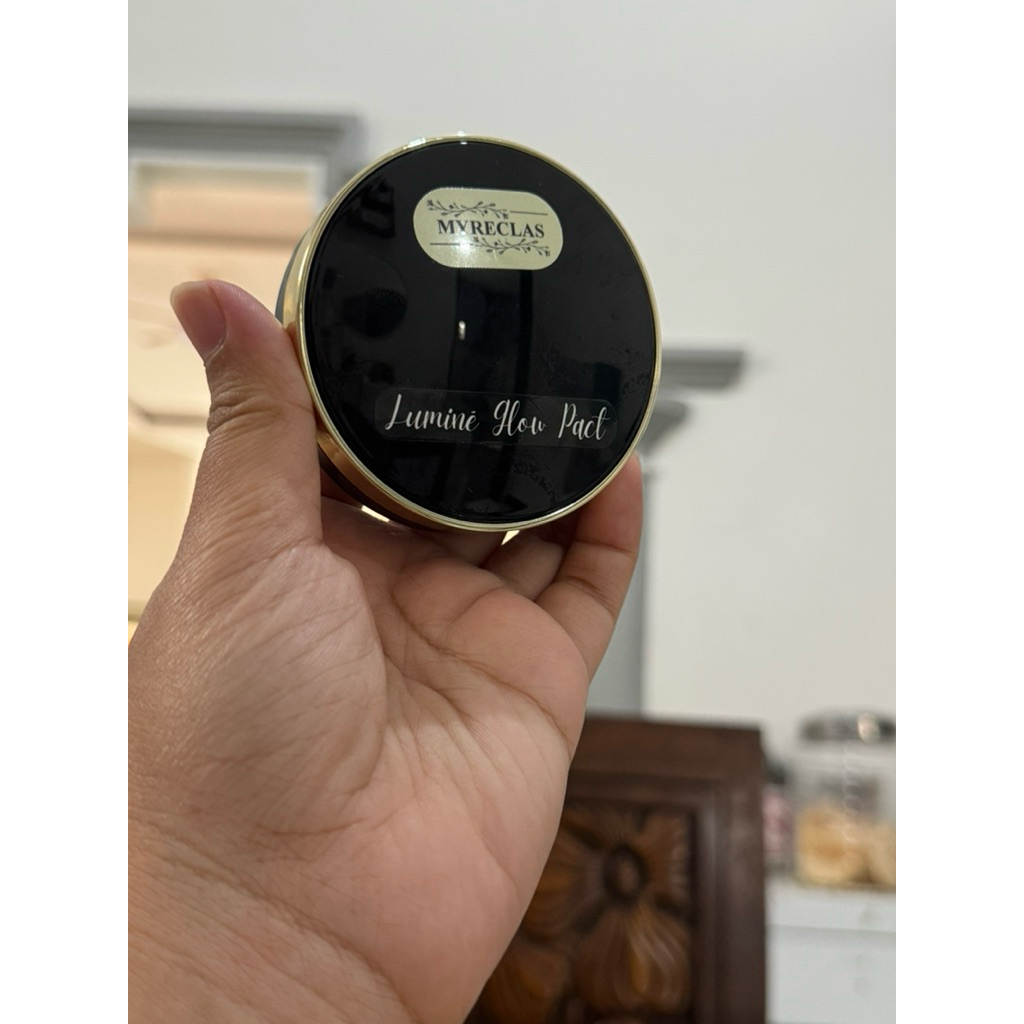 Lumine  Glow Pact