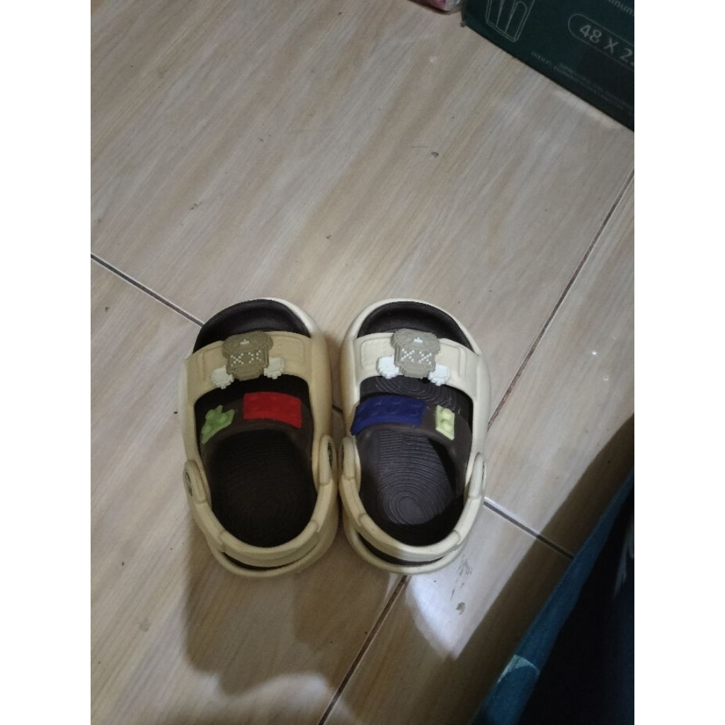 Sandal anak 1 thn sz 20