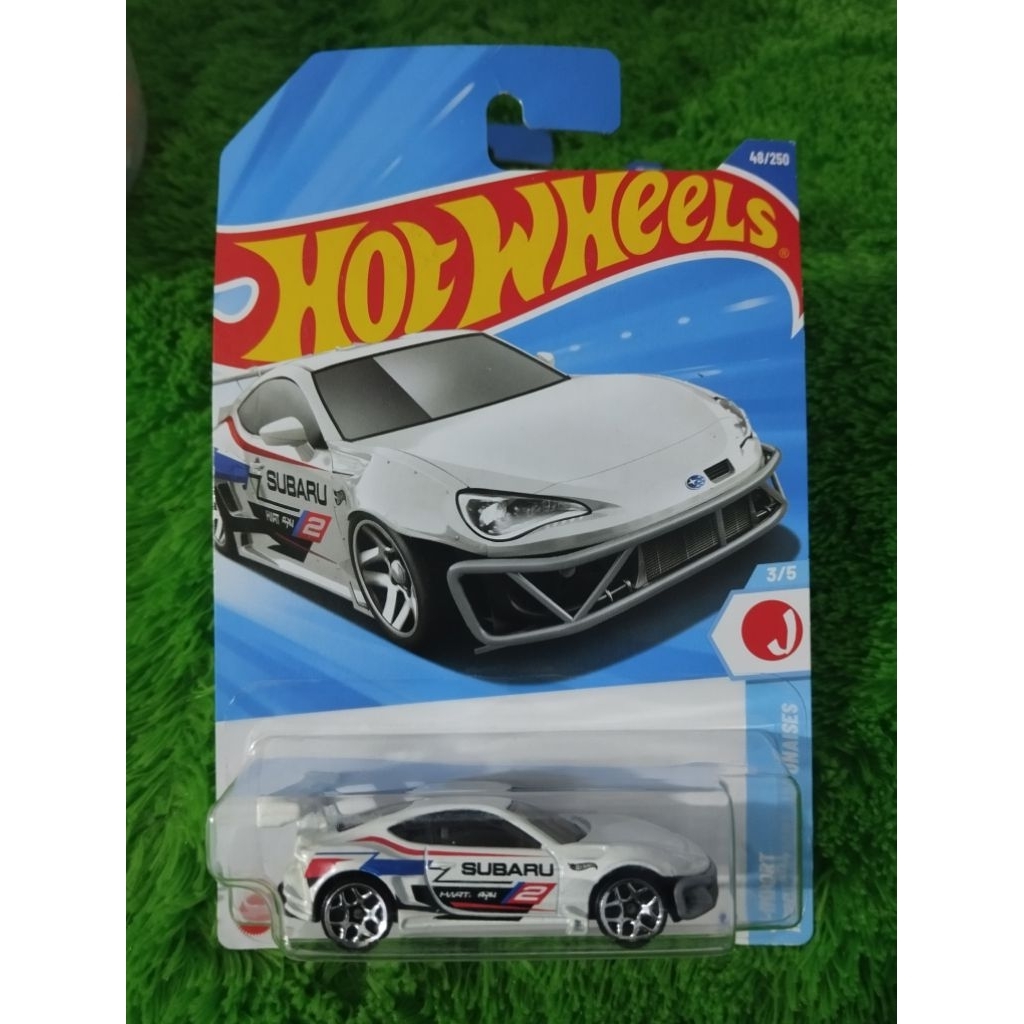 Hot Wheels Subaru BRZ white