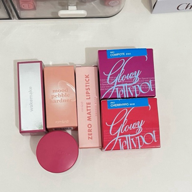 CO Lippies ready ina