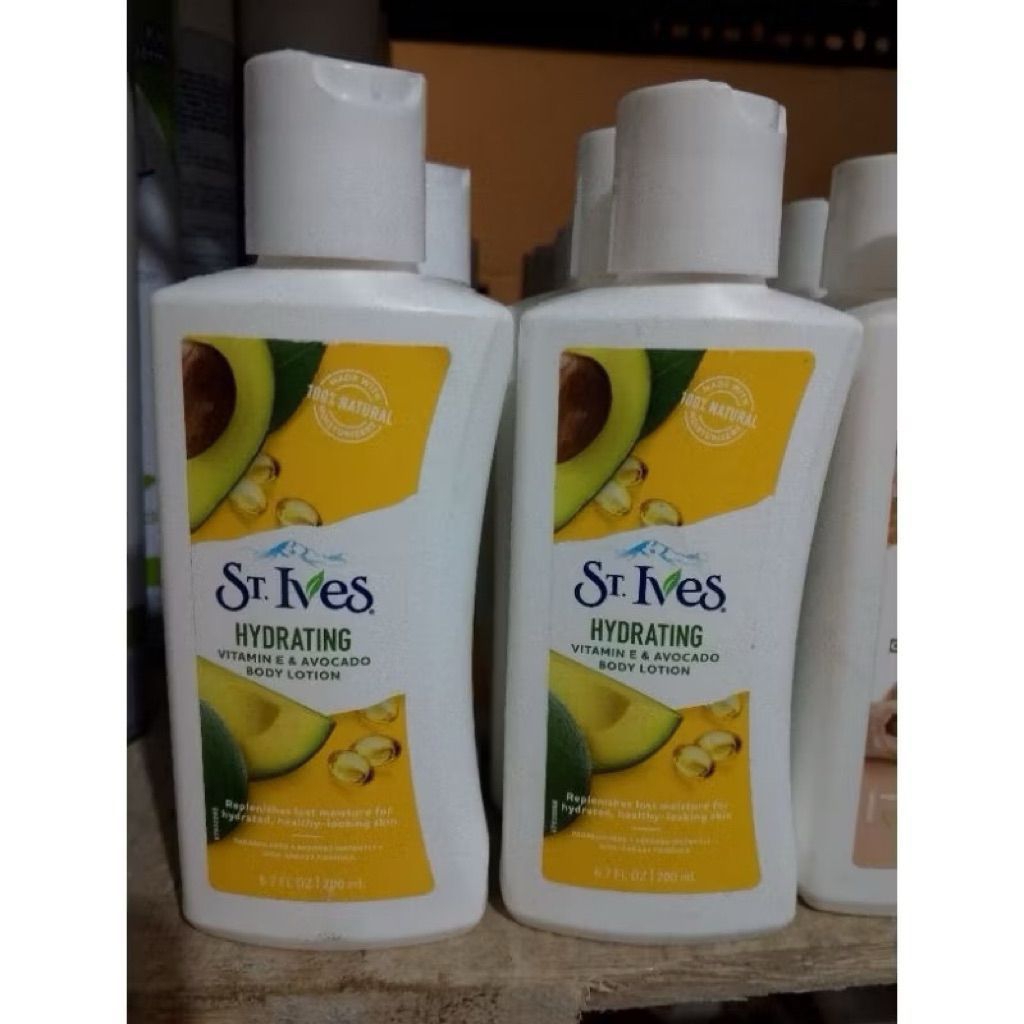 St. Ives Body Lotion 200ml