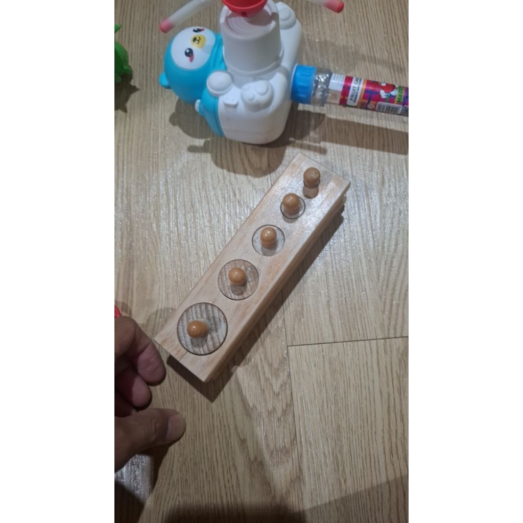 mainan balok anak