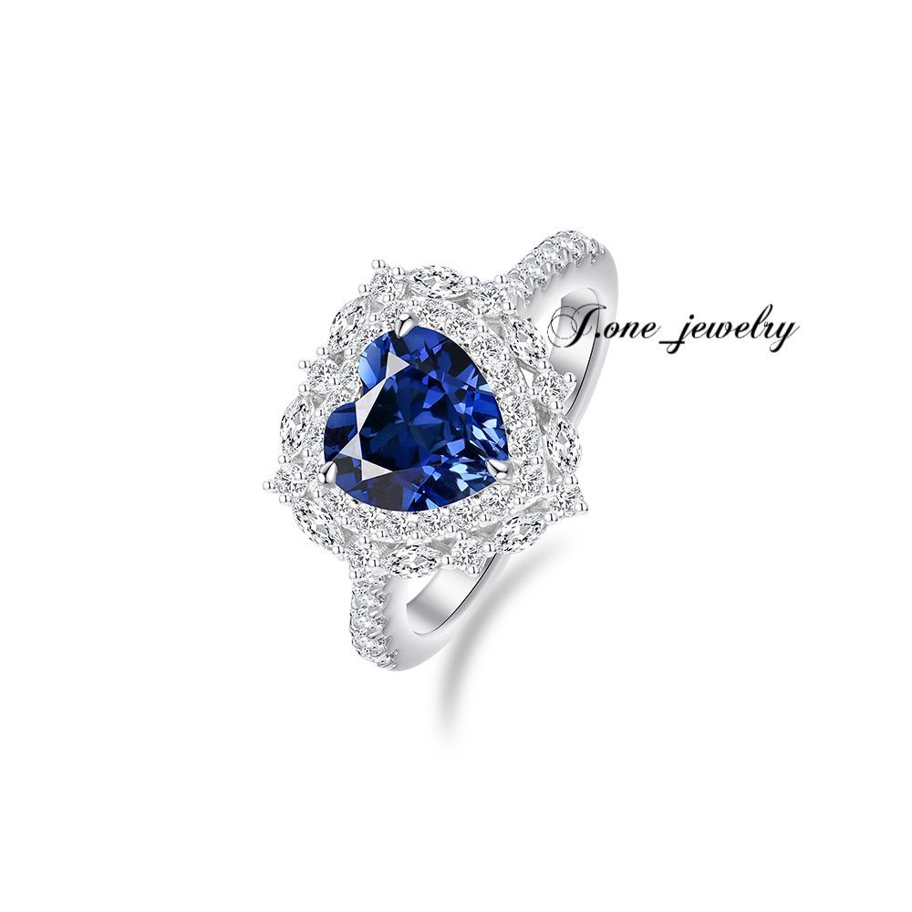Cincin 3ct Lab Grown Heart Cut