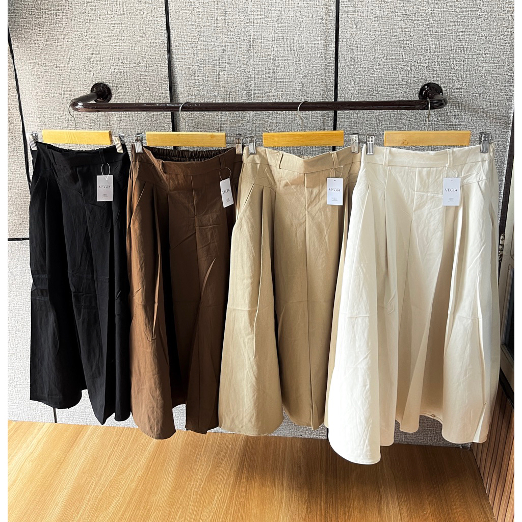 Pleated Midi Skirt