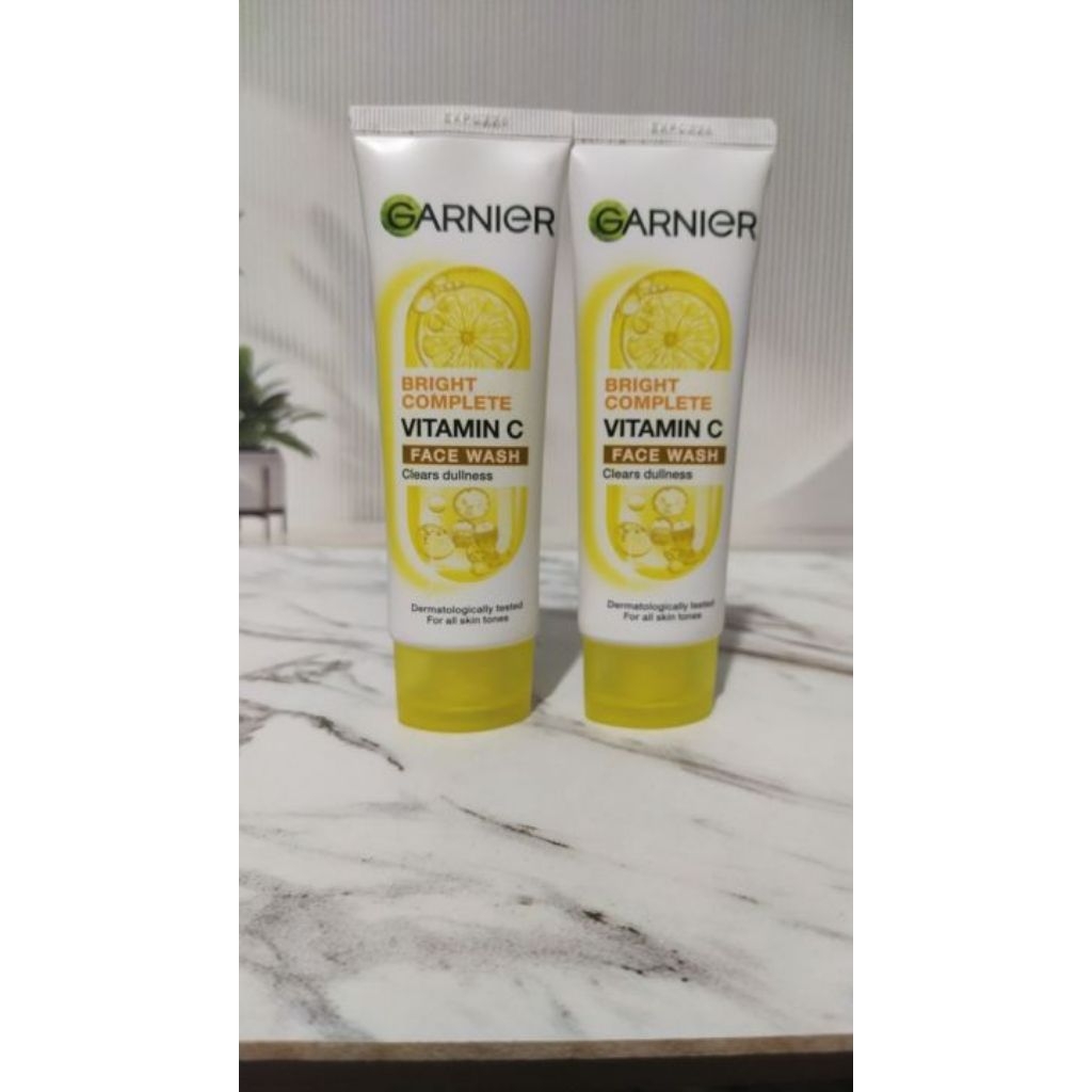 Garnier Bright complete Face Wash 100gr