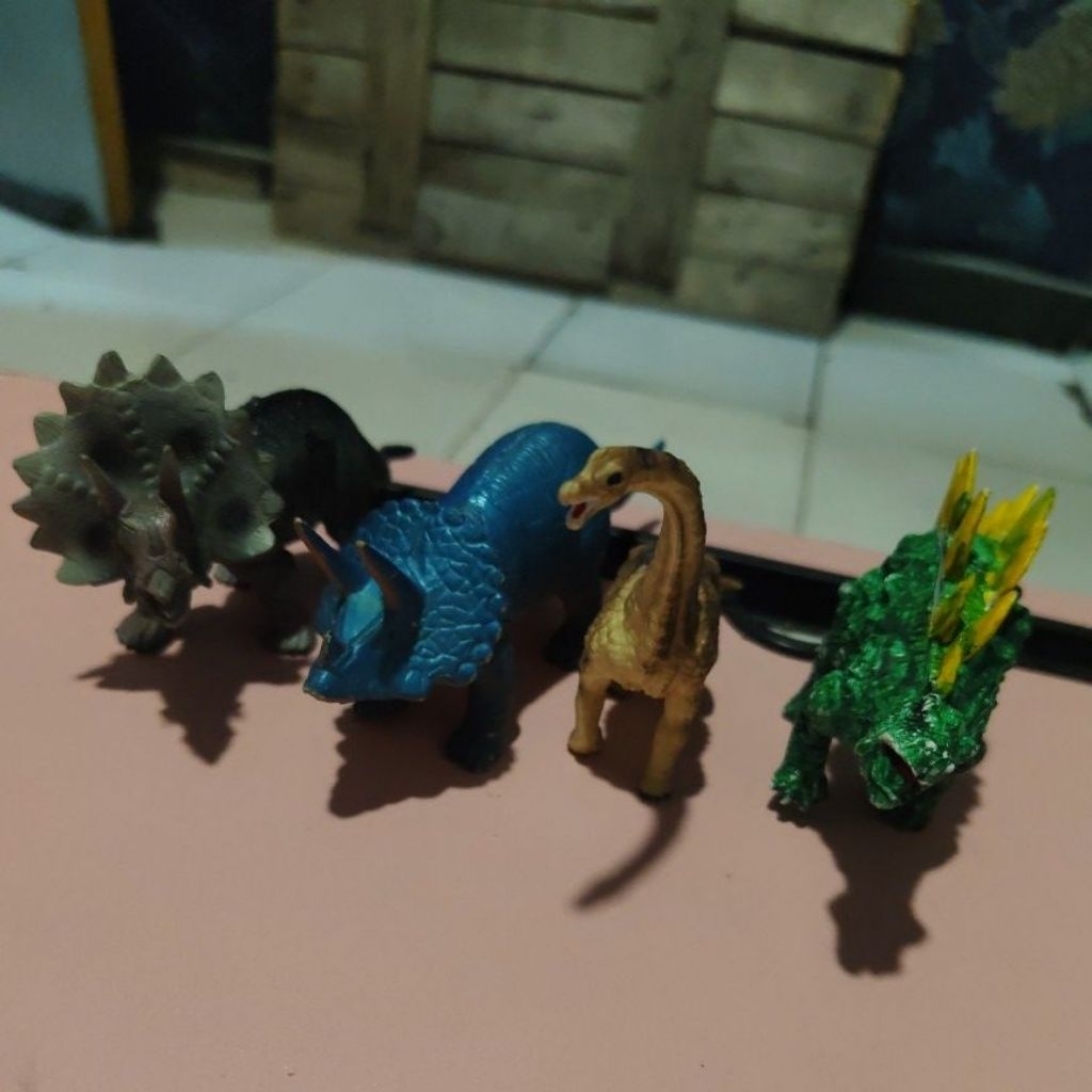 figure dinosaurus set 4