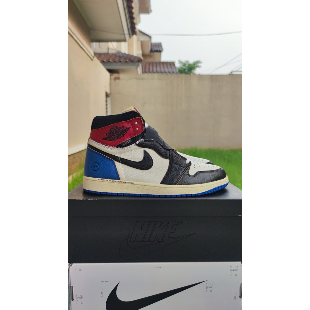 Sepatu Fragment J0rd4n