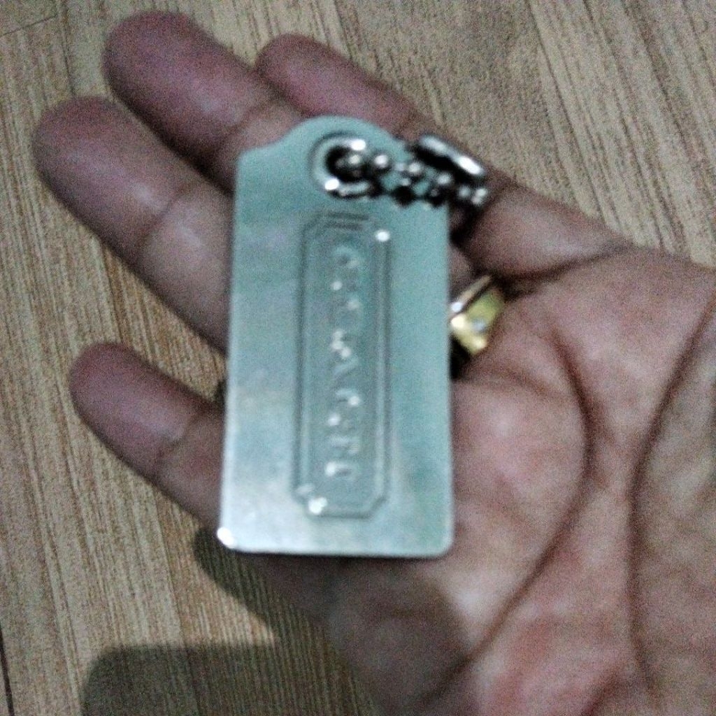 gantungan tas