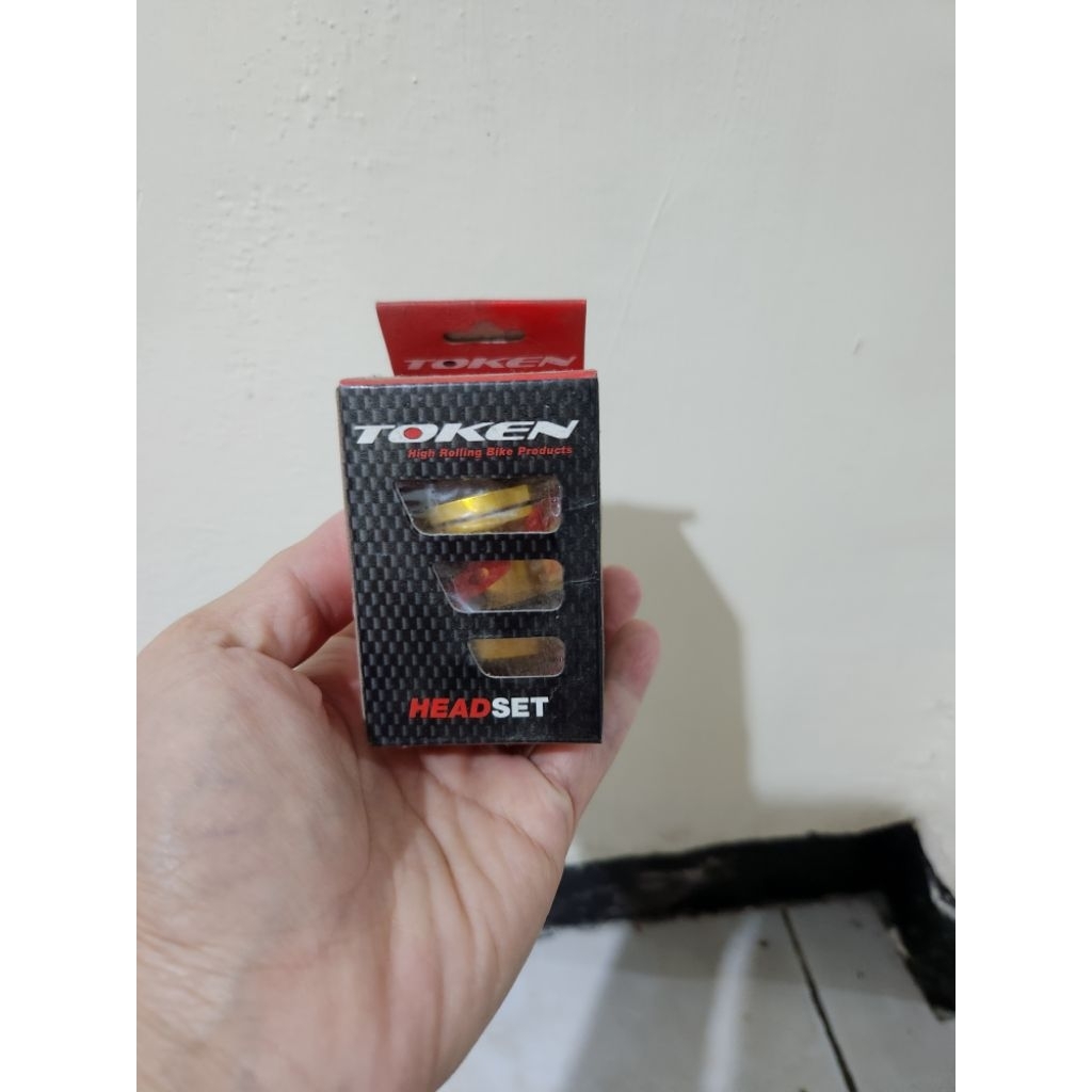 HEADSET SEPEDA TOKEN TK727N GOLD 24T THREADLESS