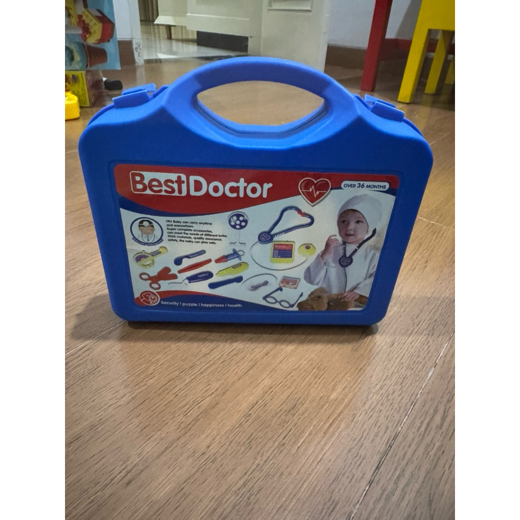 Mainan dokter dokteran