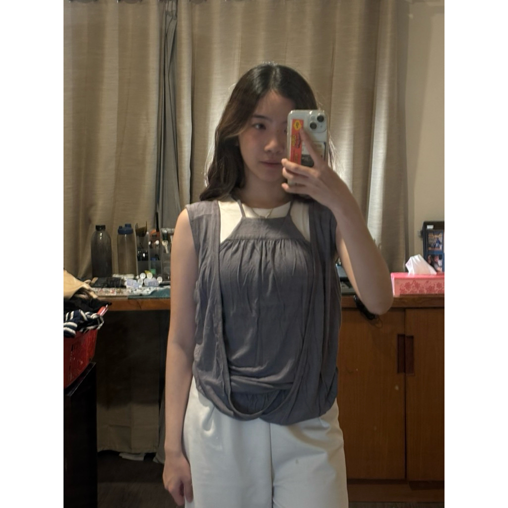 Grey Top