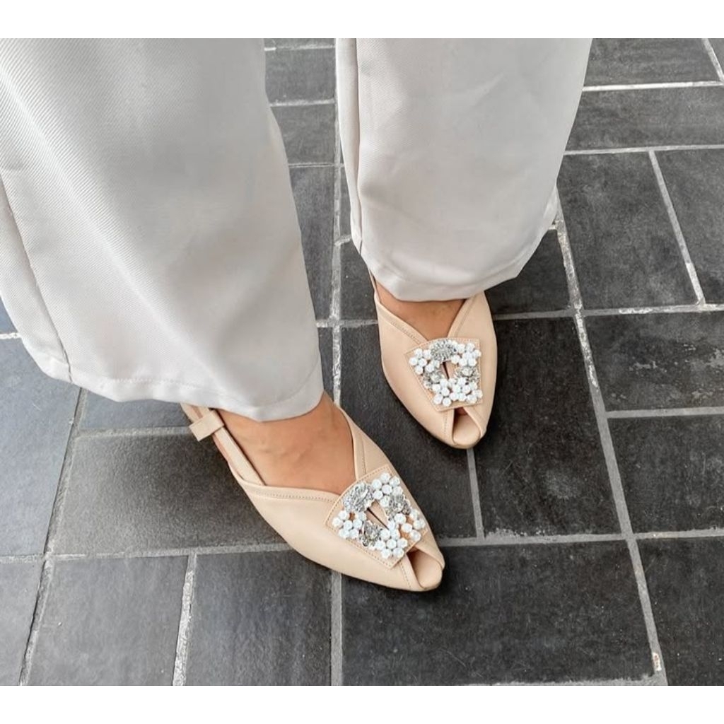 {Bembiibloopshoes} Jewel