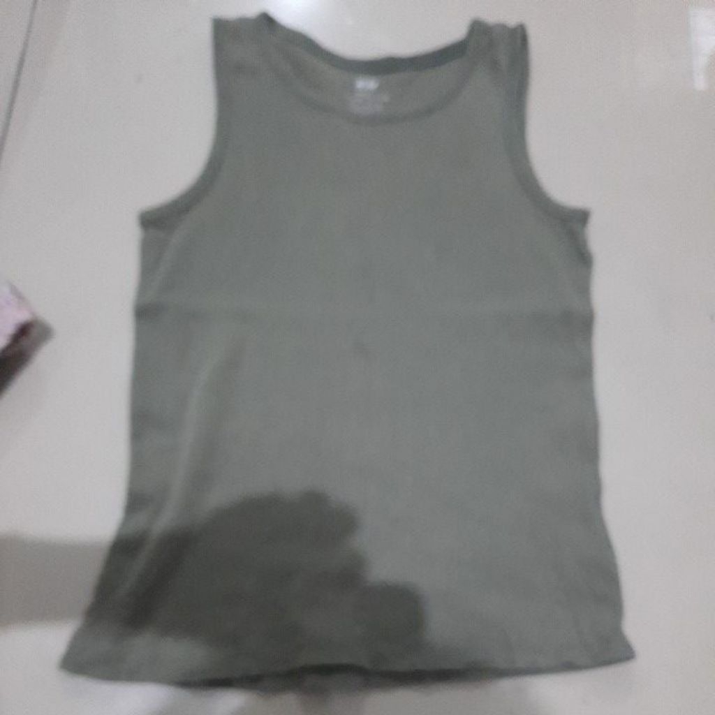 singlet kaos dalam h&m army