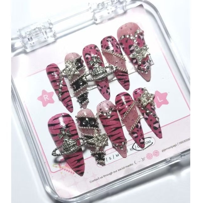 Y2K McBling press on nails