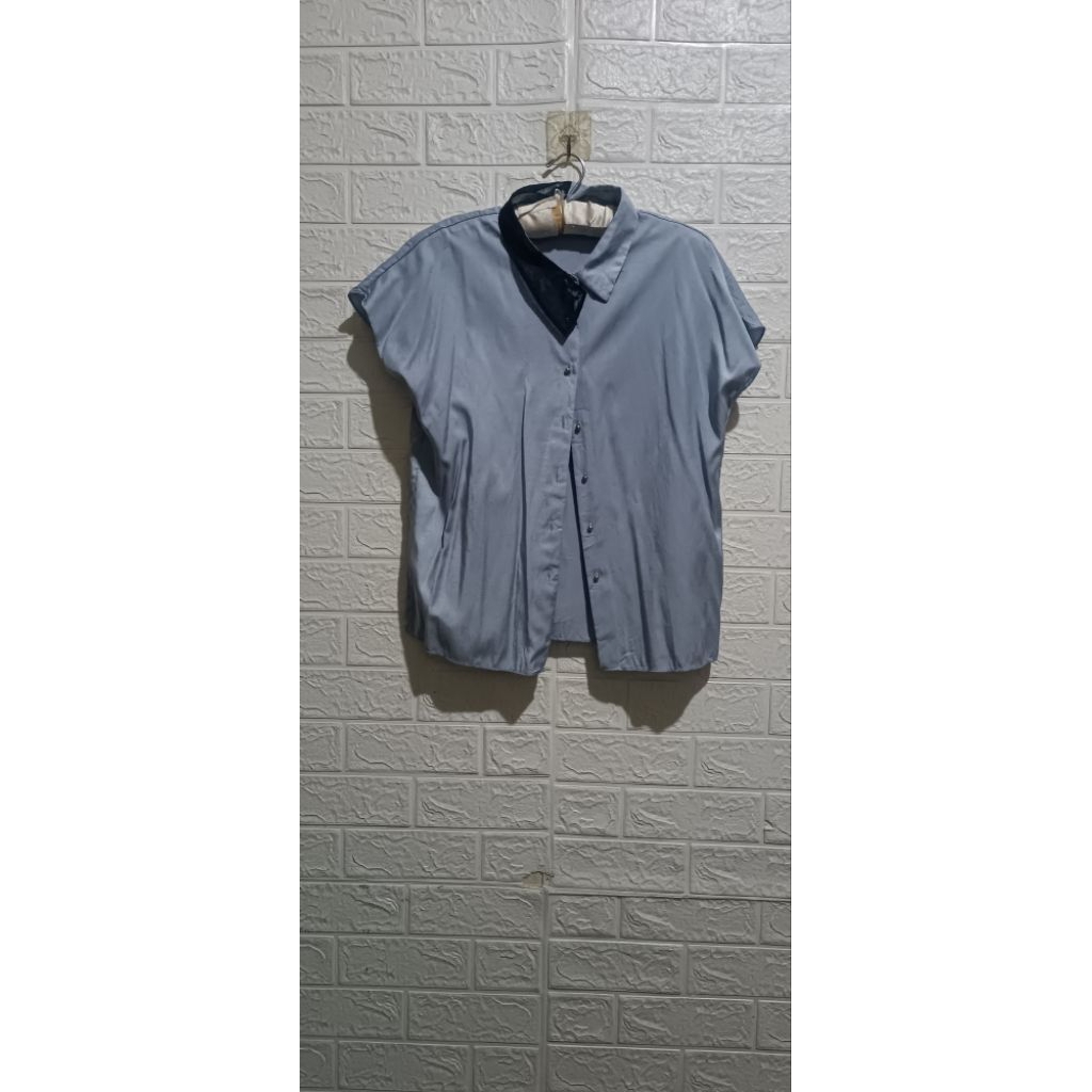 Atasan blouse abu muda