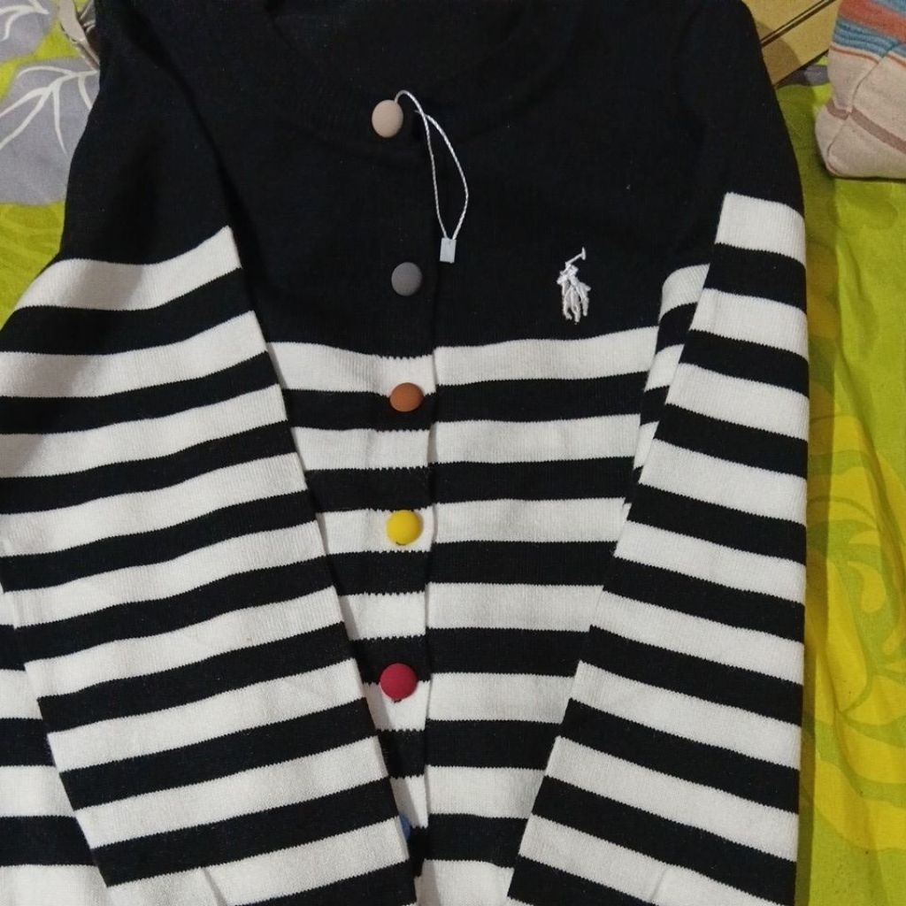 cardigan polo garis"