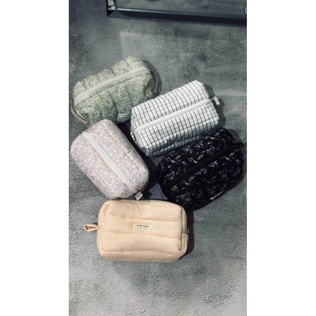 pouch make up