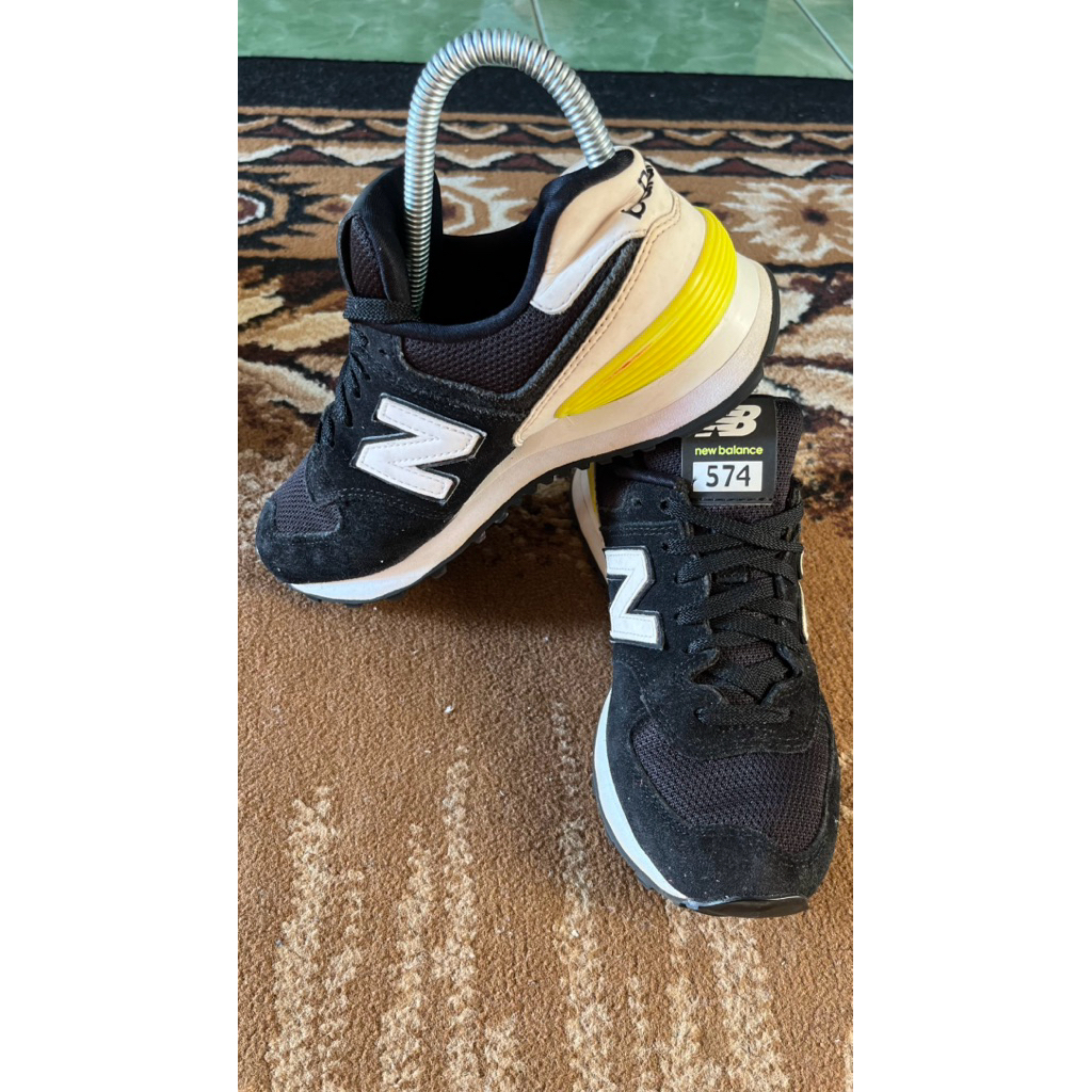 NB 574 hitam PL