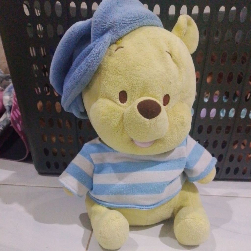 boneka Pooh Disney